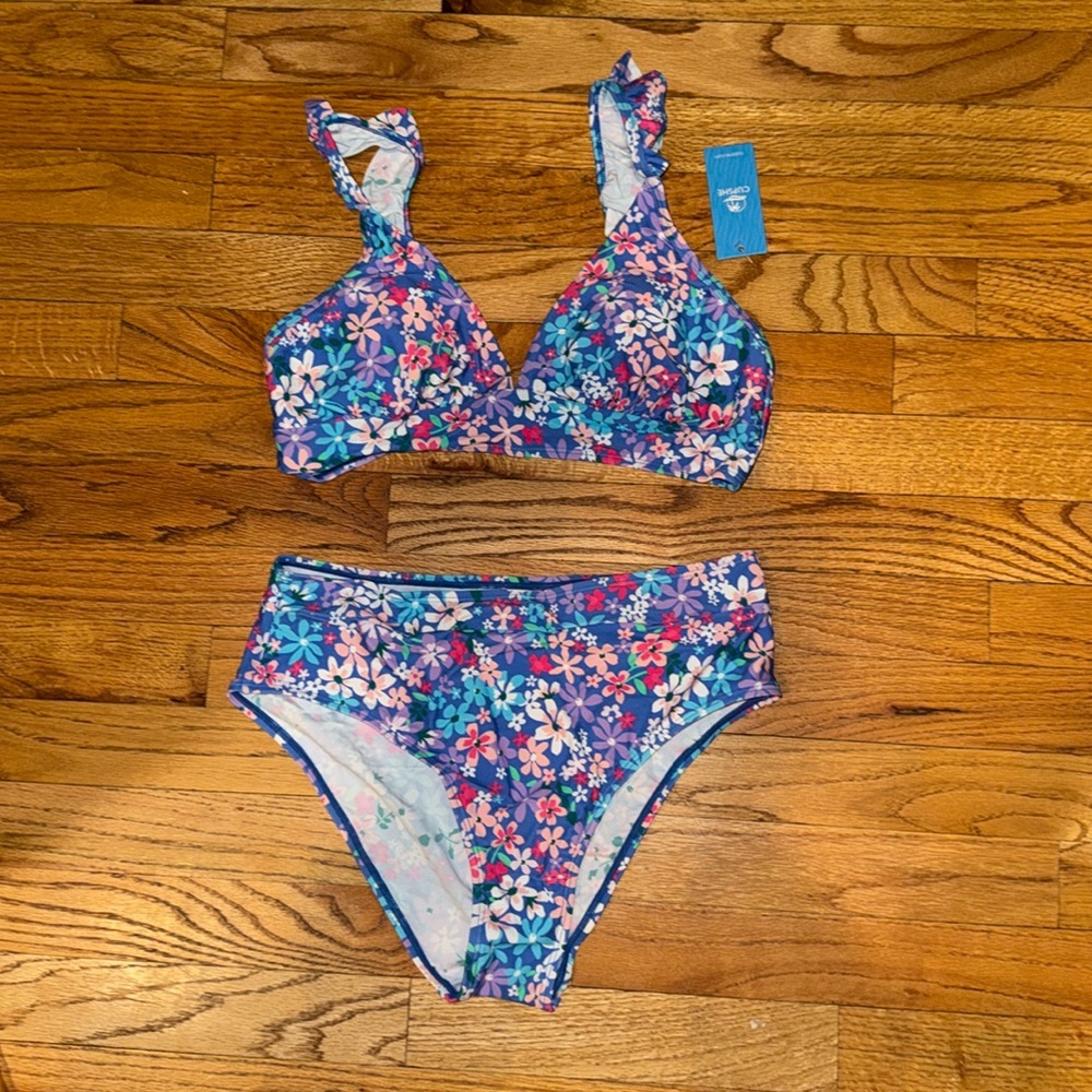 NWT Cupshe high waisted Floral ruffle Bikini Set in Blue/Pink.‎ Sz-Medium